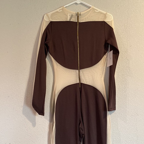 Brown and nude jumpsuit. - Picture 4 of 11